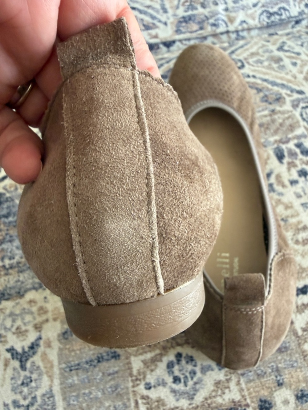 Minelli Taupe Suede Perforated Ballet Flats. EU 40 (US 9/9.5) - Picture 3 of 9